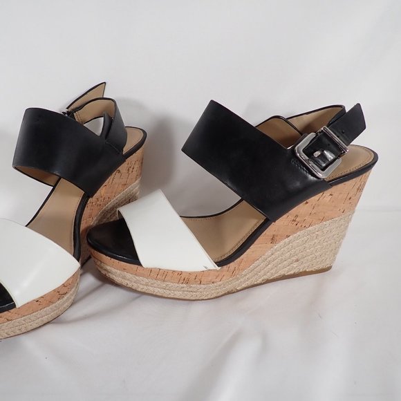 ANTONIO MELANI Shoes - Antonio Melani Woman's 9M Leather Black and White Cork/Jute Wedge sandals